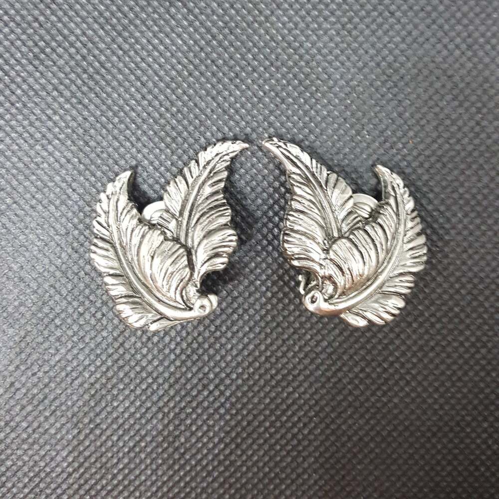 80's Vintage Cini replica Silver Feathers Clip-on Earrings